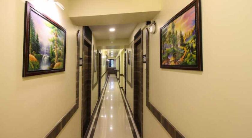 Hotel Golden Park Near Nesco Mumbai Exteriör bild